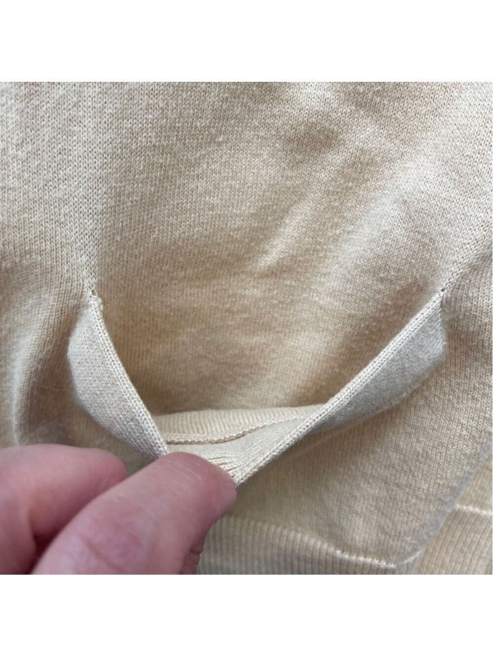 Lauren Ralph Lauren Beige Cotton V-Neck Logo Cardigan Sweater Women’s Size Small - Picture 10 of 15